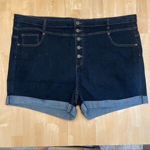 ModCloth Button Fly Jean Shorts Plus